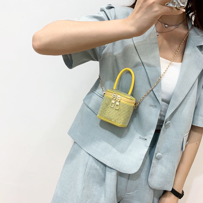 Túi Đeo Vai Hình Vuông Cỡ Nhỏ Đính Đá Lấp Lánh Phong Cách Phương Tây Thời Trang Sang Trọng Cho Nữ