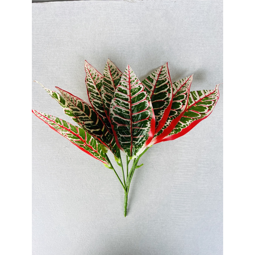 Combo 10 cành lá điểm nhỏ trang trí