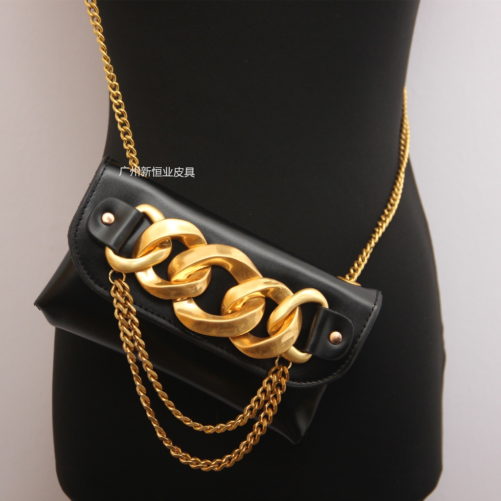 Túi ví xích khoá vàng bản to + kèm dây đeo lưng chéo