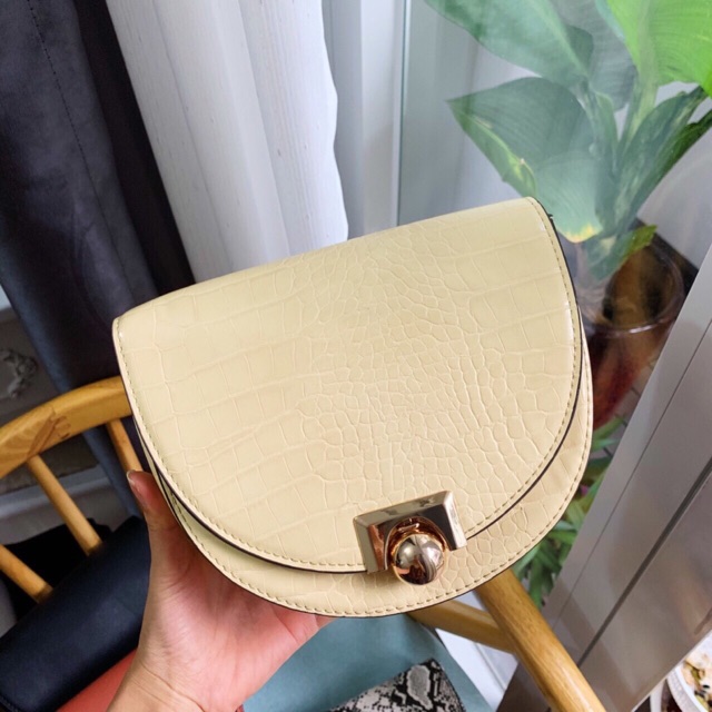 TÚI MANGO CHAIN CROSSBODY BAG