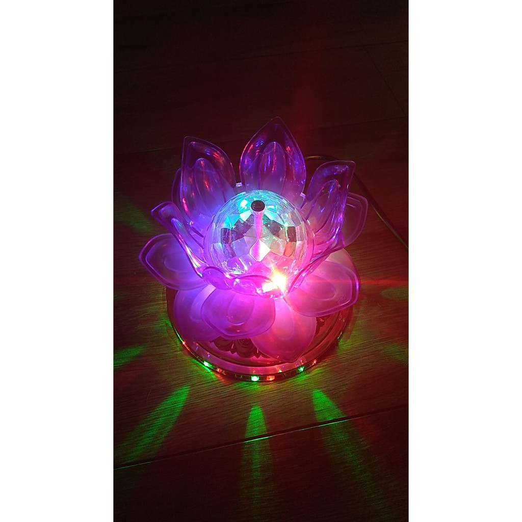 sale CB 2 ĐÈN LED HOA SEN XOAY ĐỔI MÀU ShopAnhThu