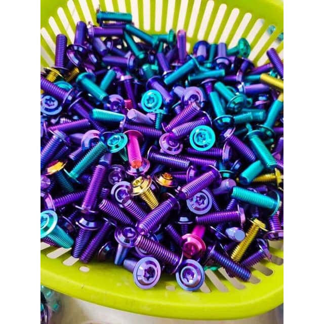 Ốc tian gr5 6l10 6l15 dù to bắt nón  bảo hiểm - áo xe các loại