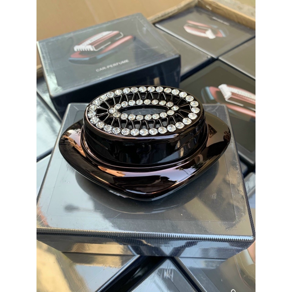 Nước Hoa Đính Đá Đặt Taplo - Nước Hoa Ô Tô Giảm Stress Cao Cấp Đính Đá Car Perfume Mùi Thơm Nhẹ Nhàng