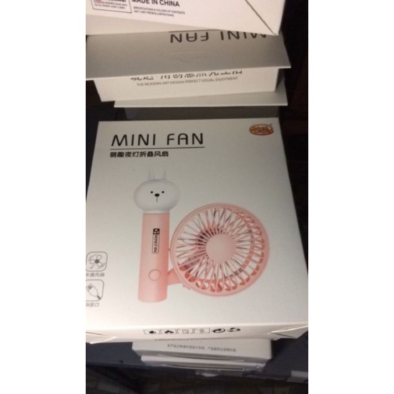 Quạt mini fan hình thú có đèn,,,