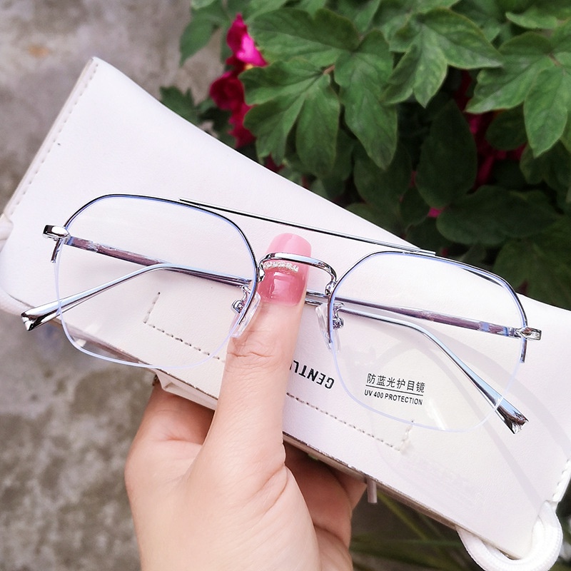 Kính Mát Gọng Kim Loại Chống Tia Bức Xạ Thời Trang