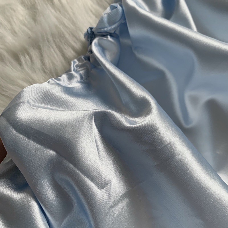 Đầm satin lụa dây rút