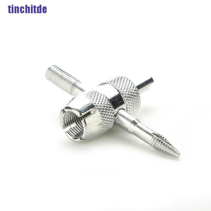 Lõi Van Bánh Xe 4 Chiều Đặc Biệt