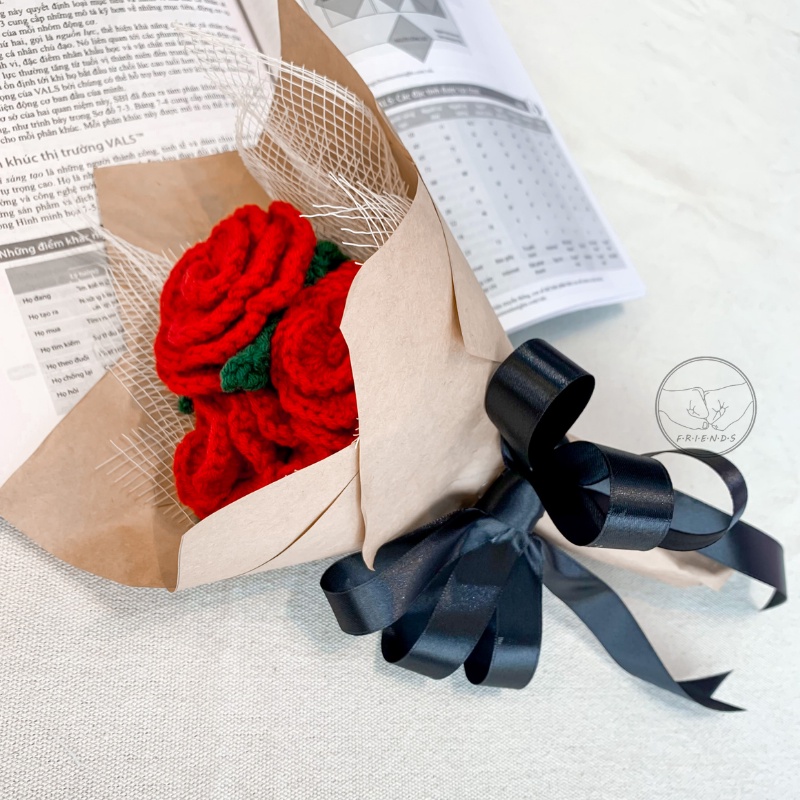 Hoa Hồng đan Len handmade quà tặng/ trang trí 20/10