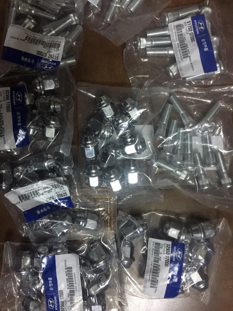 Bulong+ tắc kê ô tô đầu và chân ốc