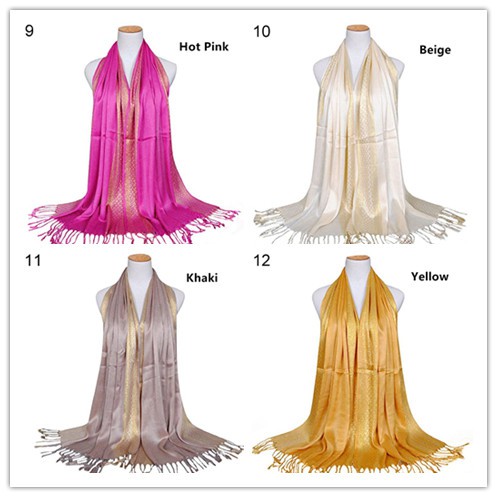 Khăn choàng cổ tua rua hoạ tiết