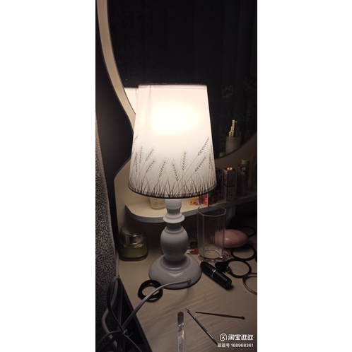 Đèn Bàn Giá rẻ Phong Cách Châu Âu  Tặng Miếnng Lót Đèn