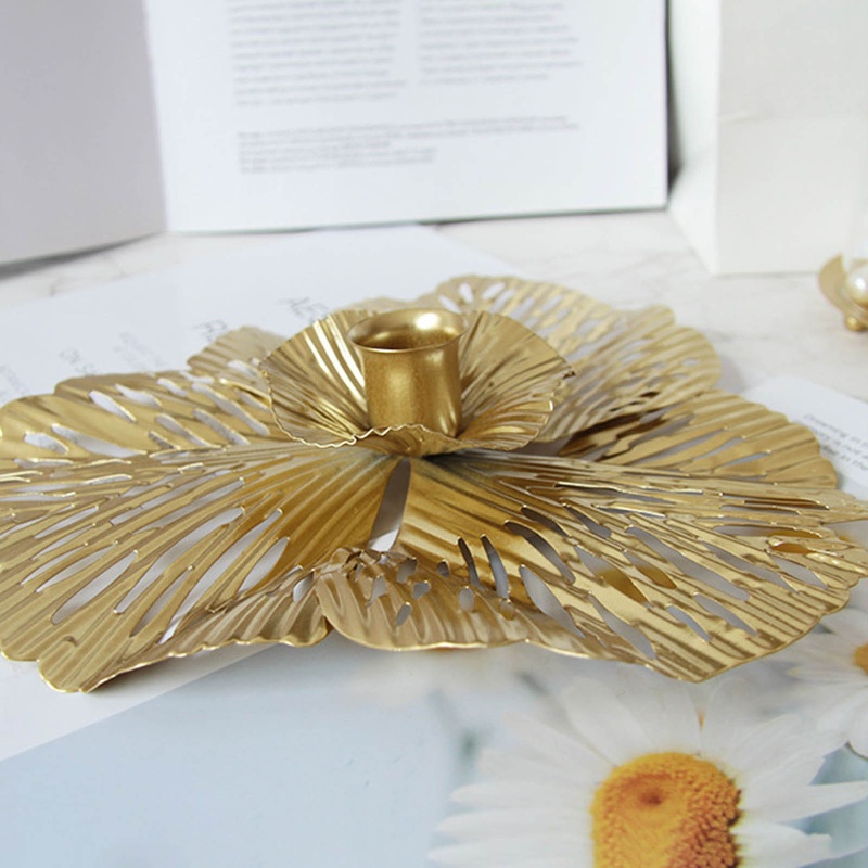 Giá Đỡ Nến Bằng Sắt Hình Hoa Sen Trang Trí Phòng Ăn / Quán Bar / Nhà Hàng