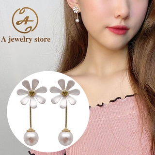 Đôi khuyên tai nữ dài đính hoa cúc xinh xắn