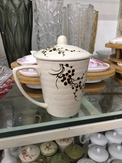 Cốc sứ Bát Tràng có nắp đậy