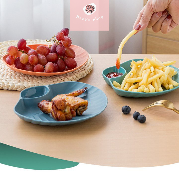 Đĩa Nhựa Đựng Thức Ăn Hình Vỏ Sò Có Ngăn Đựng Gia Vị