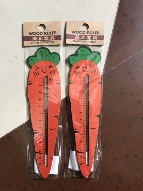 Thuớc Kẻ Gổ hình Carot