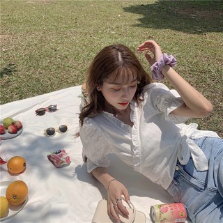 Áo trắng đắp chéo