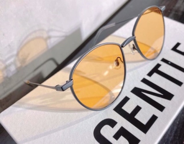 Kính GM xả lỗ | BigBuy360 - bigbuy360.vn