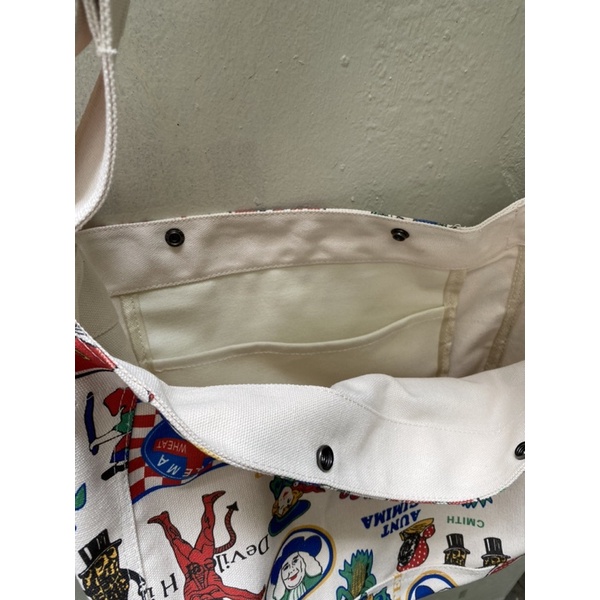 Túi canvas vintage in hình nổi bật