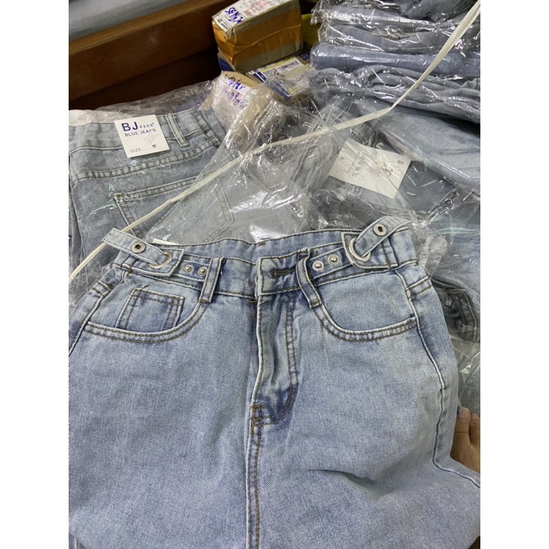QUẦN JEANS NÚT BẤM