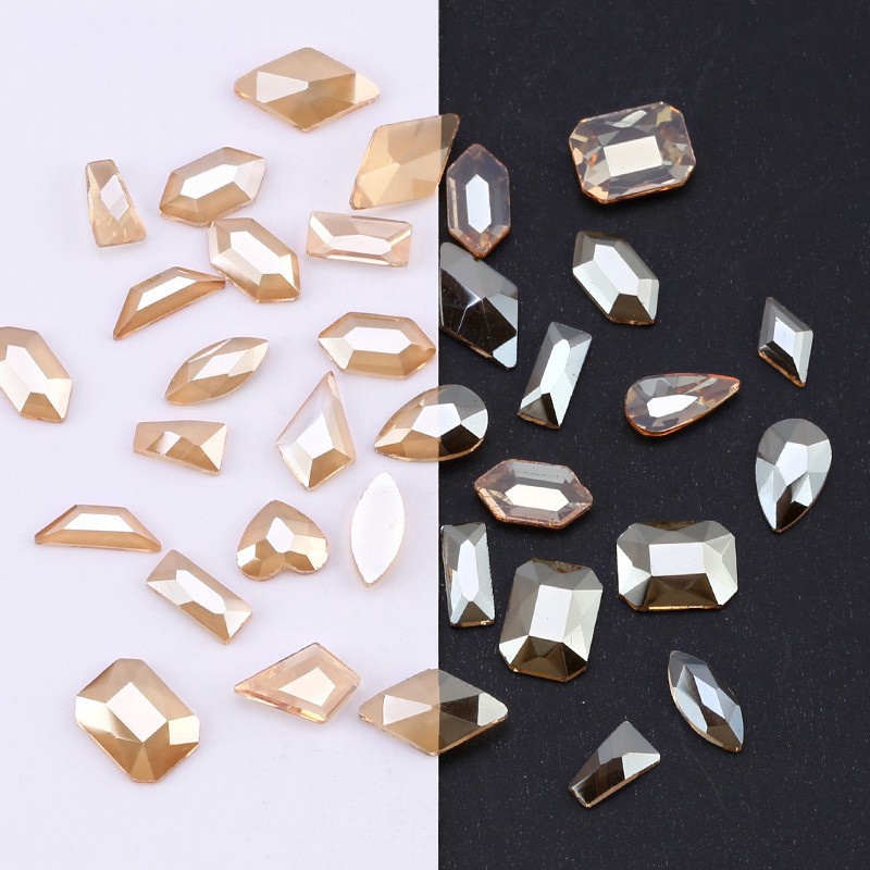 Set 50 / 100 Hạt Đá 3D Trong Suốt Đính Móng Nghệ Thuật