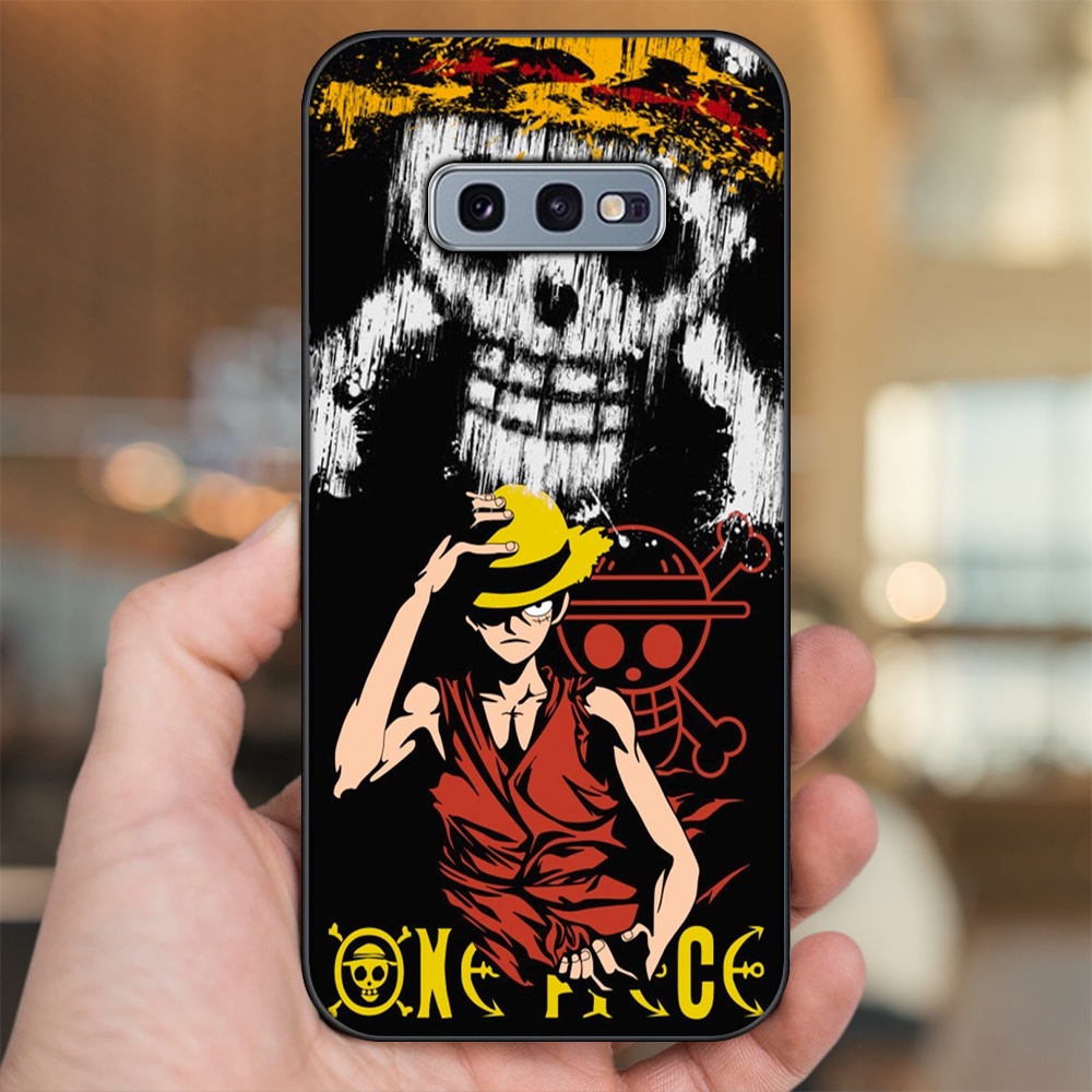Ốp lưng Samsung S10e viền đen in hình Luffy One Piece