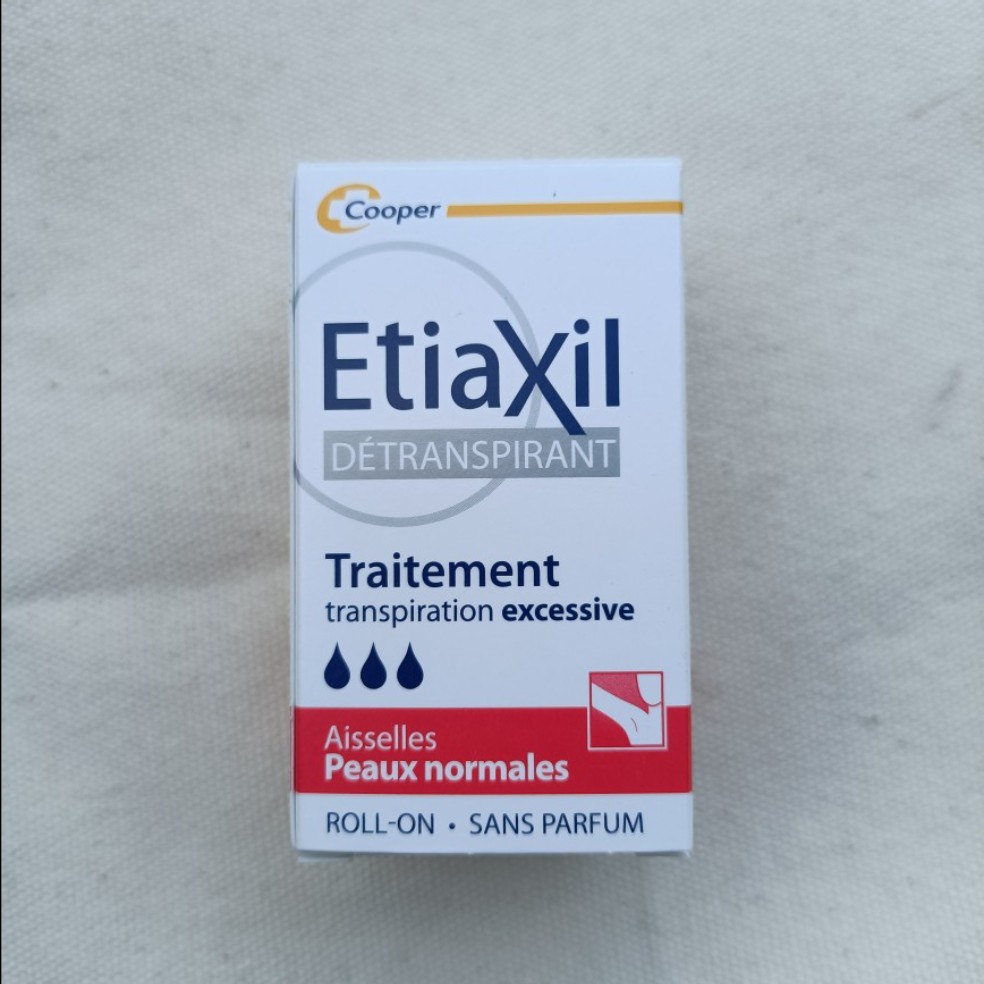 Sẵn Lăn khử mùi etiaxil Pháp 15ml ngăn viêm cánh ướt nách mùi cơ thể sạch và trắng nách