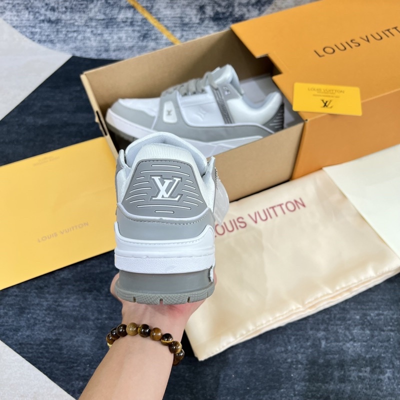 GIÀY L.V TRAINER SNEAKER WHITE GREY LAI AU
