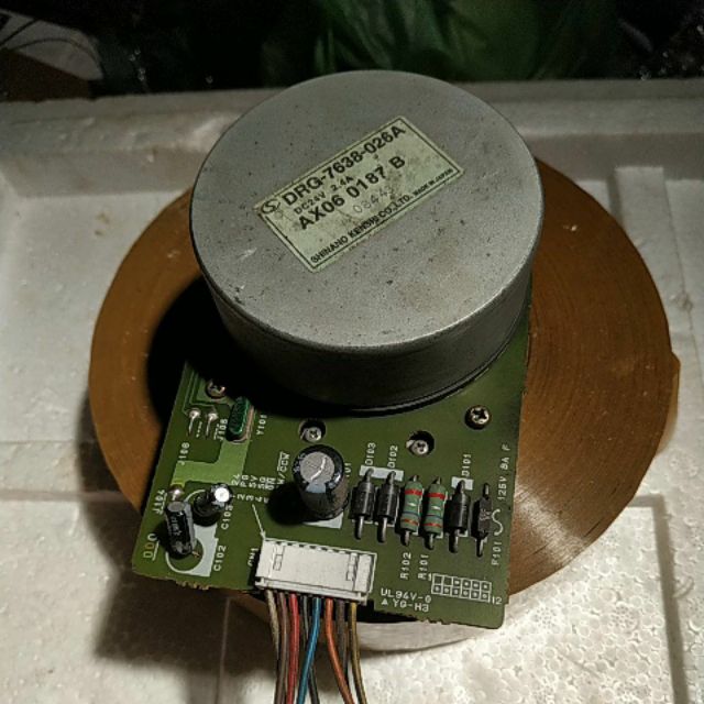 Động cơ giảm tốc không chổi than