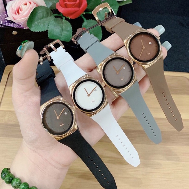 Đồng hồ nữ OneTime thời trang hiện đại, kiểu dáng thon gọn, dây caosu mềm dễ chịu khi đeo, vỏ thép không gỉ cực đẹp