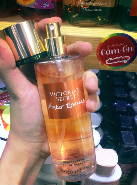 Xịt thơm Victoria's Secret Amber Romance | BigBuy360 - bigbuy360.vn