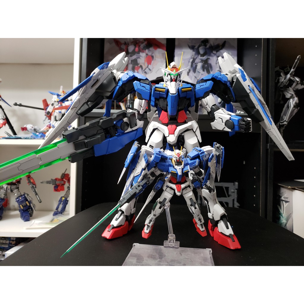 Mô Hình Gundam Bandai PG 00 Raiser 1/60 - GDC
