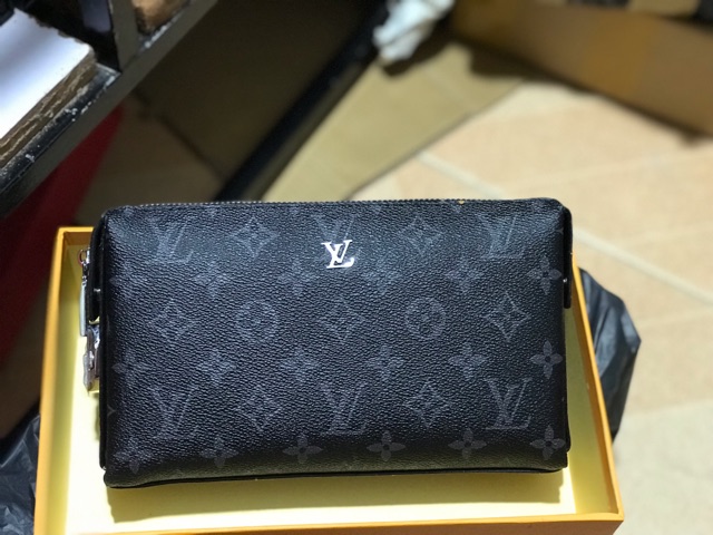 [ GIẢM SOCK ] Ví cầm tay nam nữ hoa nâu có mã số Chống Trộm loại cao cấp Có Hộp Y hình | BigBuy360 - bigbuy360.vn