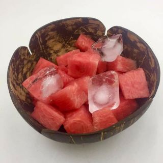 Dĩa gáo dừa hình hoa mai