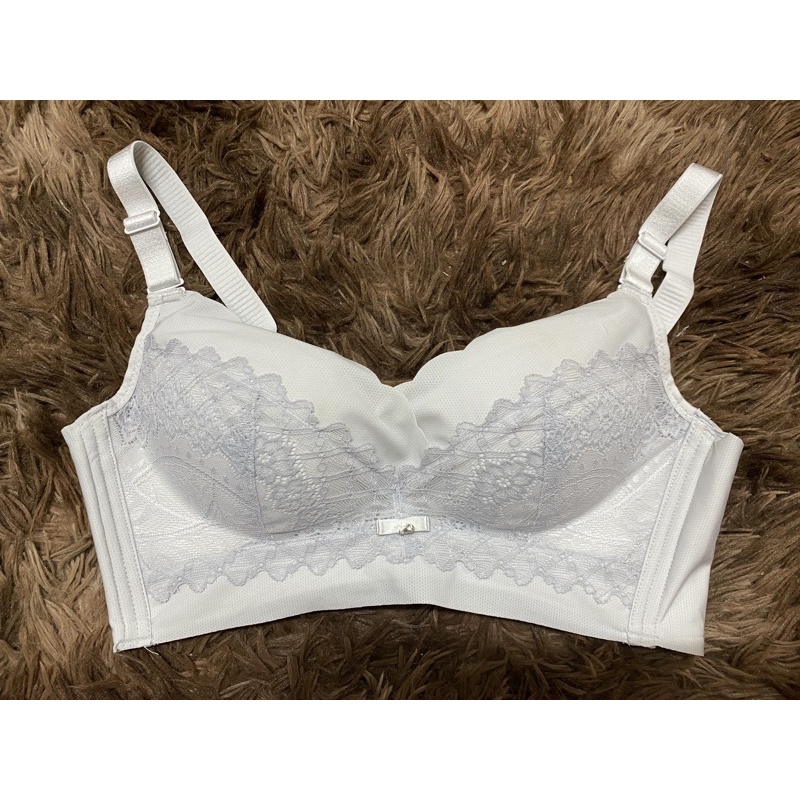 Áo lót nâng ngực chất đúc còn thừa mầu và size shop thanh lý xả lỗ | BigBuy360 - bigbuy360.vn