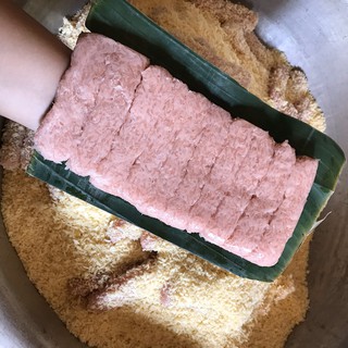 Nem chua rán phố cổ