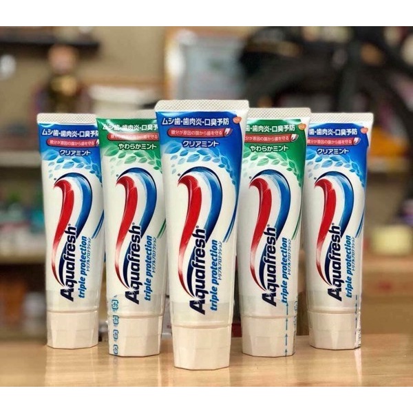 Kem đánh răng Aquafresh hương bạc hà Nhật Bản 140g
