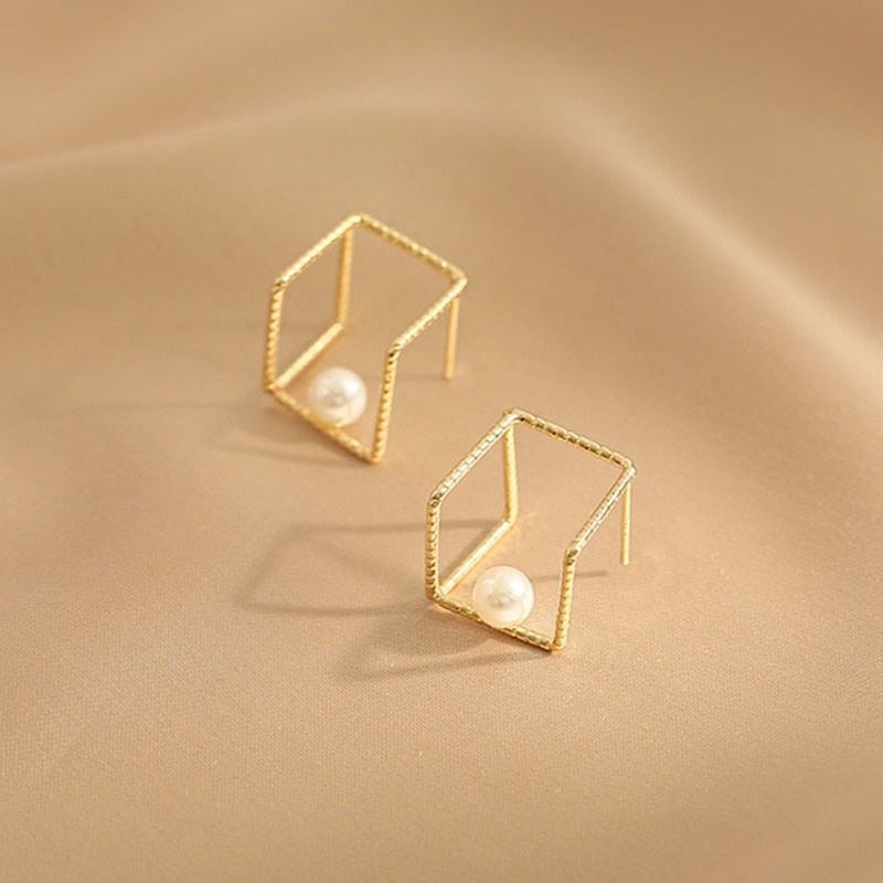 Khuyên Tai Kẹp Chống Muỗi Bằng Đồng Gọn Nhẹ Màu Sắc Nhẹ Nhàng Dành Cho Nữ