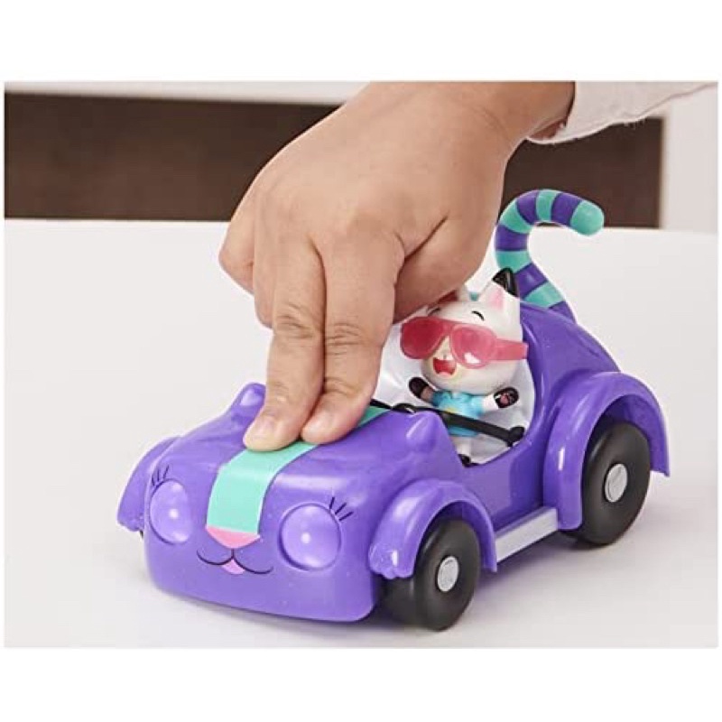 Đồ chơi Gabby Dollhouse: Bộ chú mèo và xe đi picnic có thể cử động mắt và đuôi