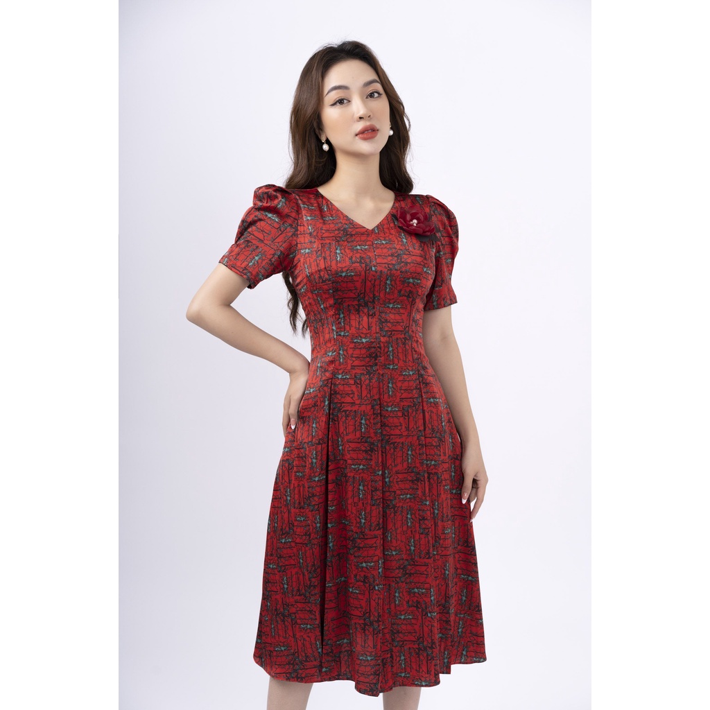 Đầm Xòe FIONA Họa Tiết Cổ Tim Đính Hoa Trang Trí Mã F452235