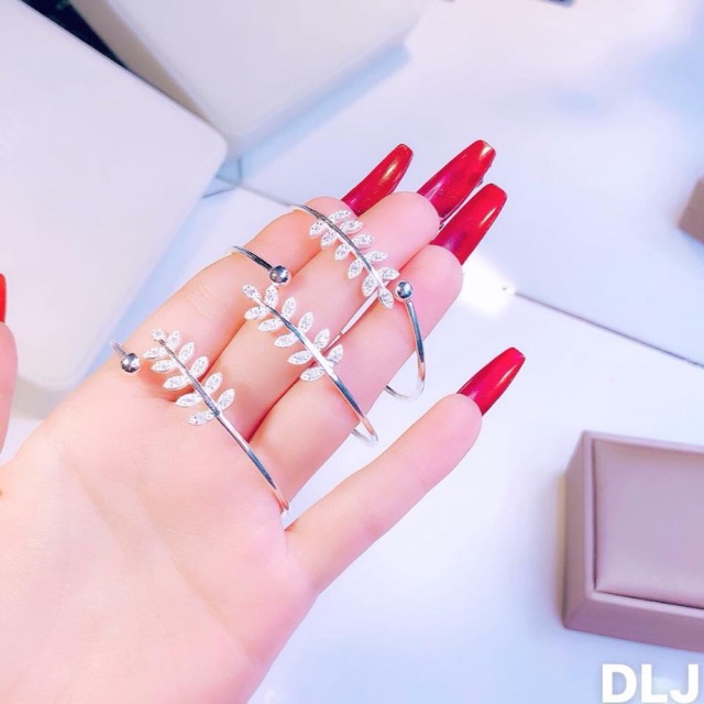 Lắc tay lá gắn đá nhân tạo trắng nhỏ LINH'S MIU SILVER Lắc tay nữ bạc ta