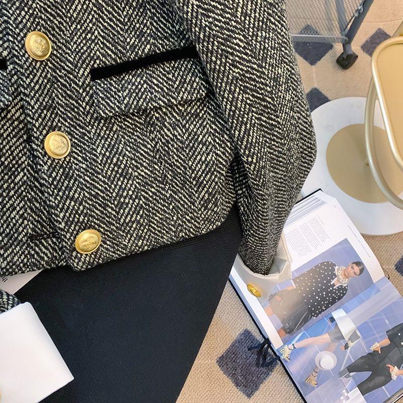 Áo Khoác Ngắn Dáng Ôm Thời Trang Mùa Xuân 2022 Mới Mẻ Cho Nữ