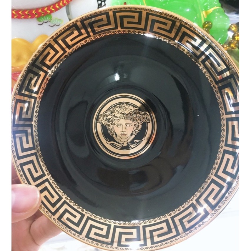 BỘ ẤM CHÉN SỨ XƯƠNG VERSACE MÀU ĐEN VIỀN VÀNG