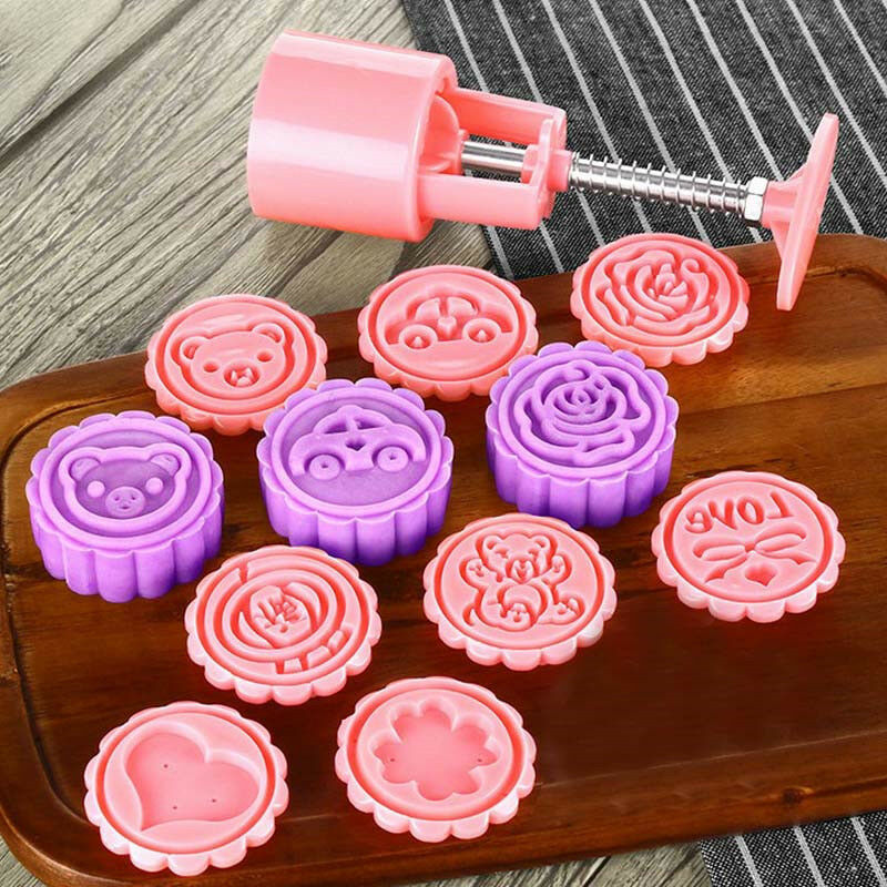 Set 8 Khuôn Nhấn Làm Bánh Trung Thu Tiện Dụng