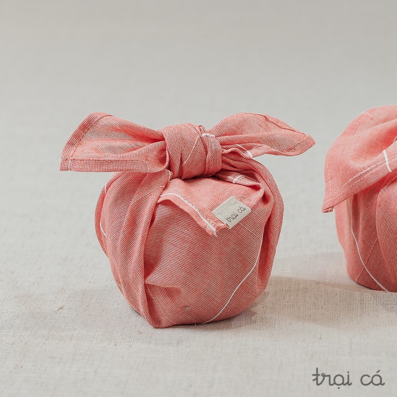 Khăn gói quà kiểu nhật chất vải linen kích thước 37x40cm dùng làm khăn tay khăn mùi xoa khăn buộc cổ