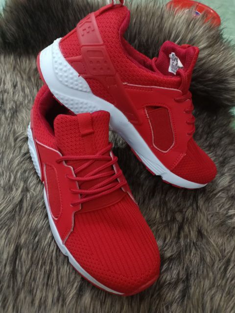 Thanh lý lỗ vốn Giầy Sneaker Nữ