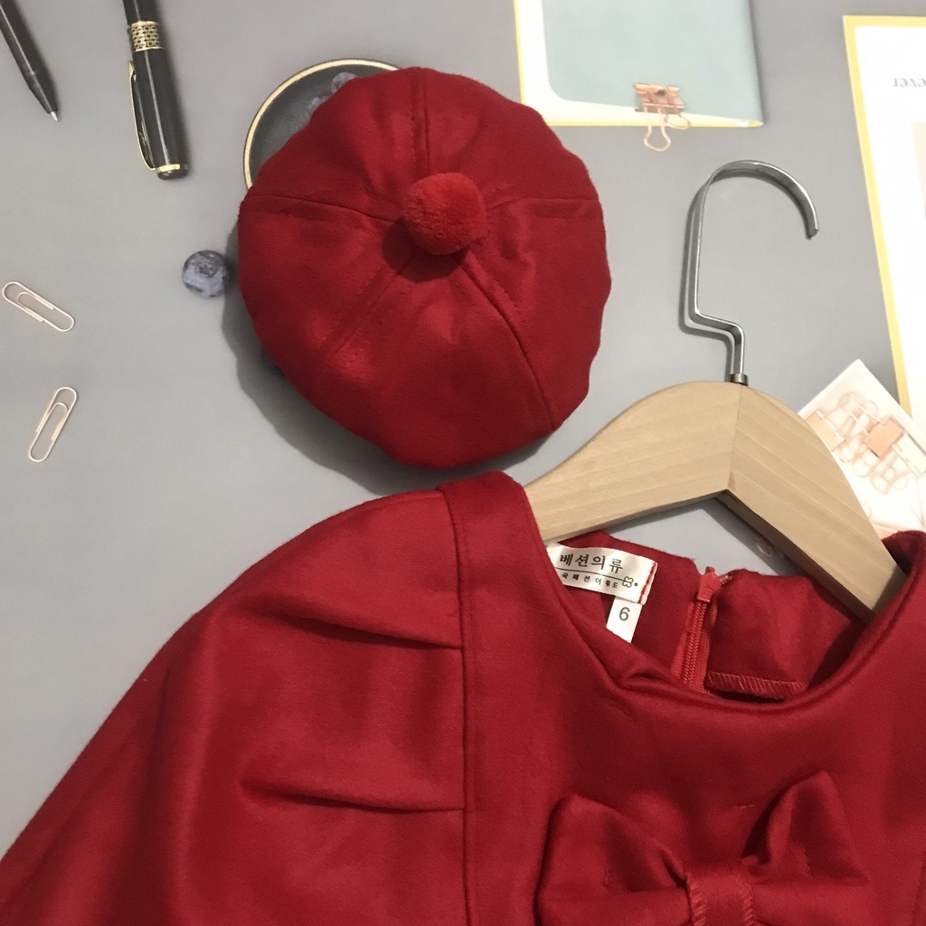 Váy nhung cánh tiên màu đỏ xinh xắn cho bé gái từ 6 tháng đến 5 tuổi. Váy xinh cho bé tặng kèm mũ