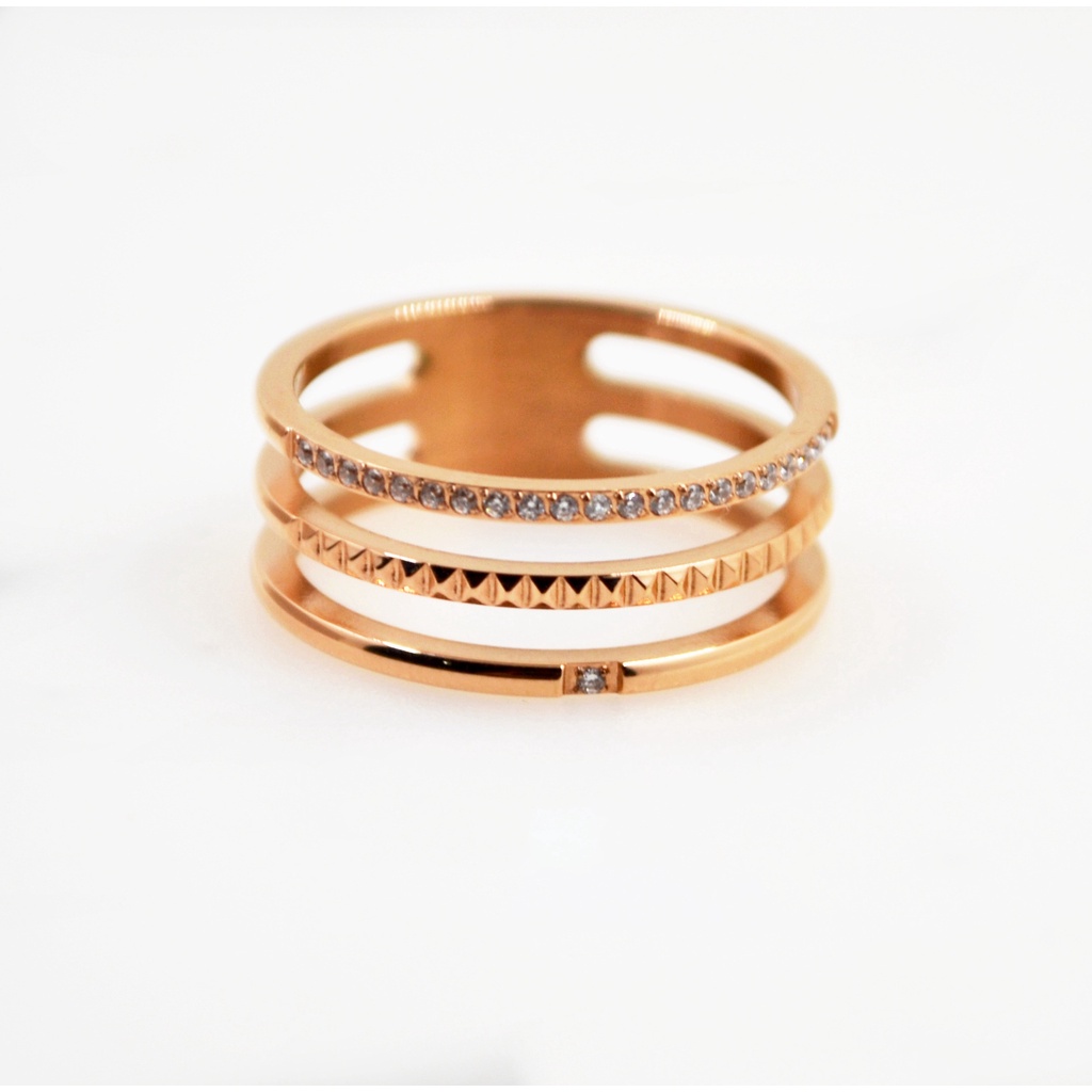 Nhẫn nữ Gucci Three Layer jewelry -Nhẫn thép titan không gỉ Full box