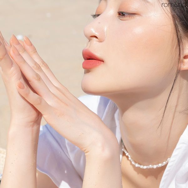 Son kem Romand 17 𝗧𝗼𝗮𝘀𝘁𝘆 𝗡𝘂𝗱𝗲 san hô nude