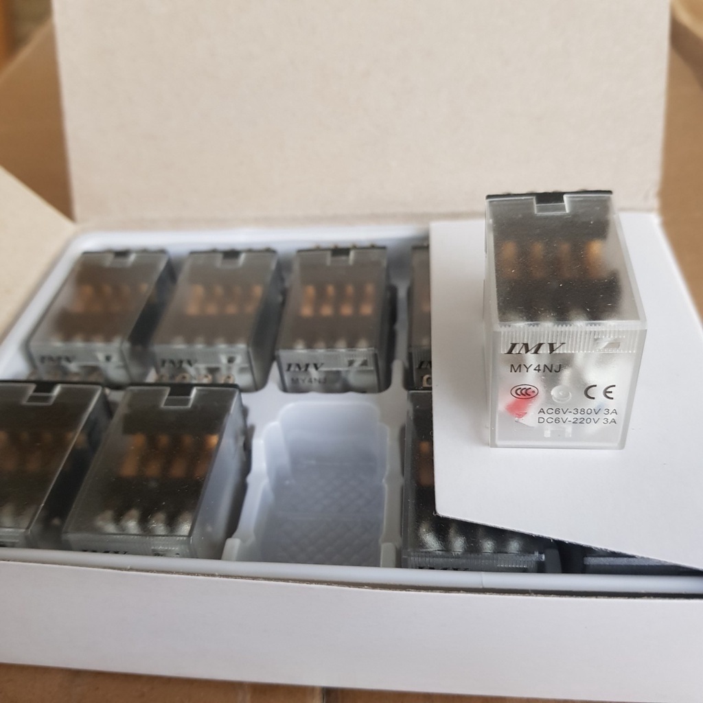 Relay MY4N-J  rơ le trung gian 14 chân dẹp nhỏ điện áp 12VDC, 24VDC, 220VAC chất lượng tốt